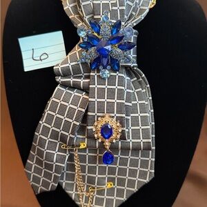 Gray Grid Ascot with Royal Blue Crystal Brooches
